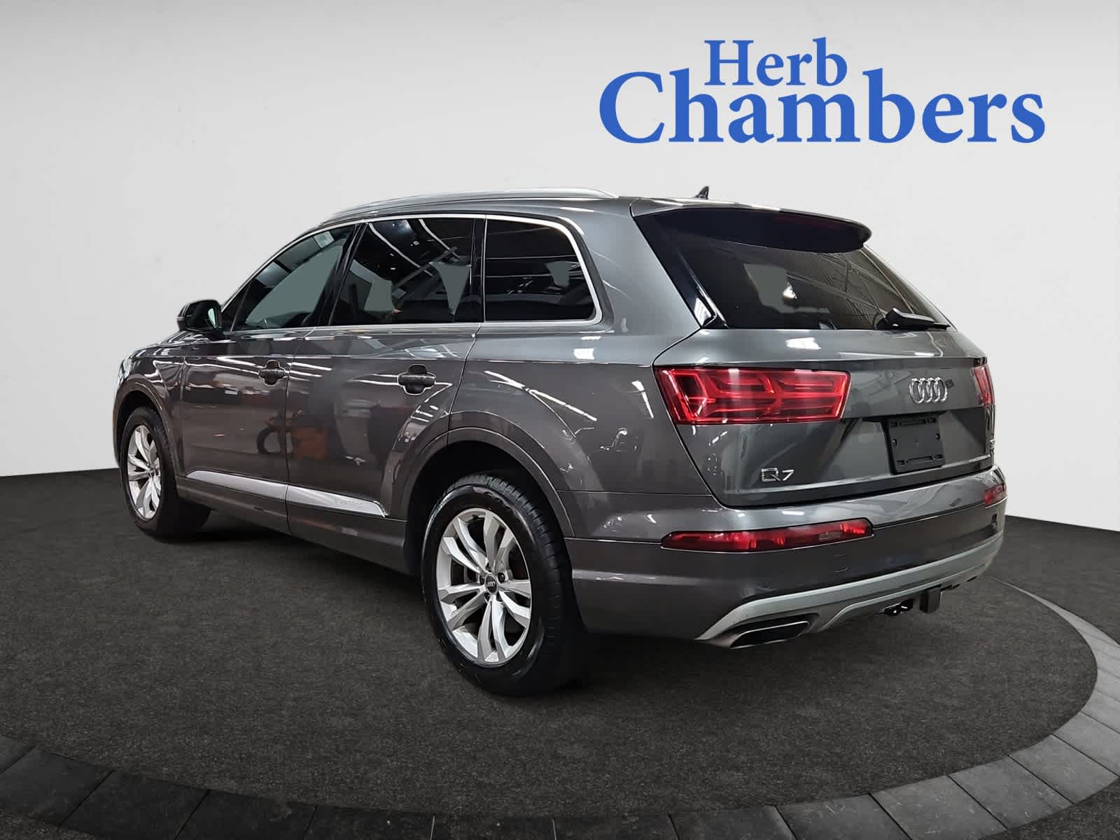 used 2018 Audi Q7 car, priced at $19,998