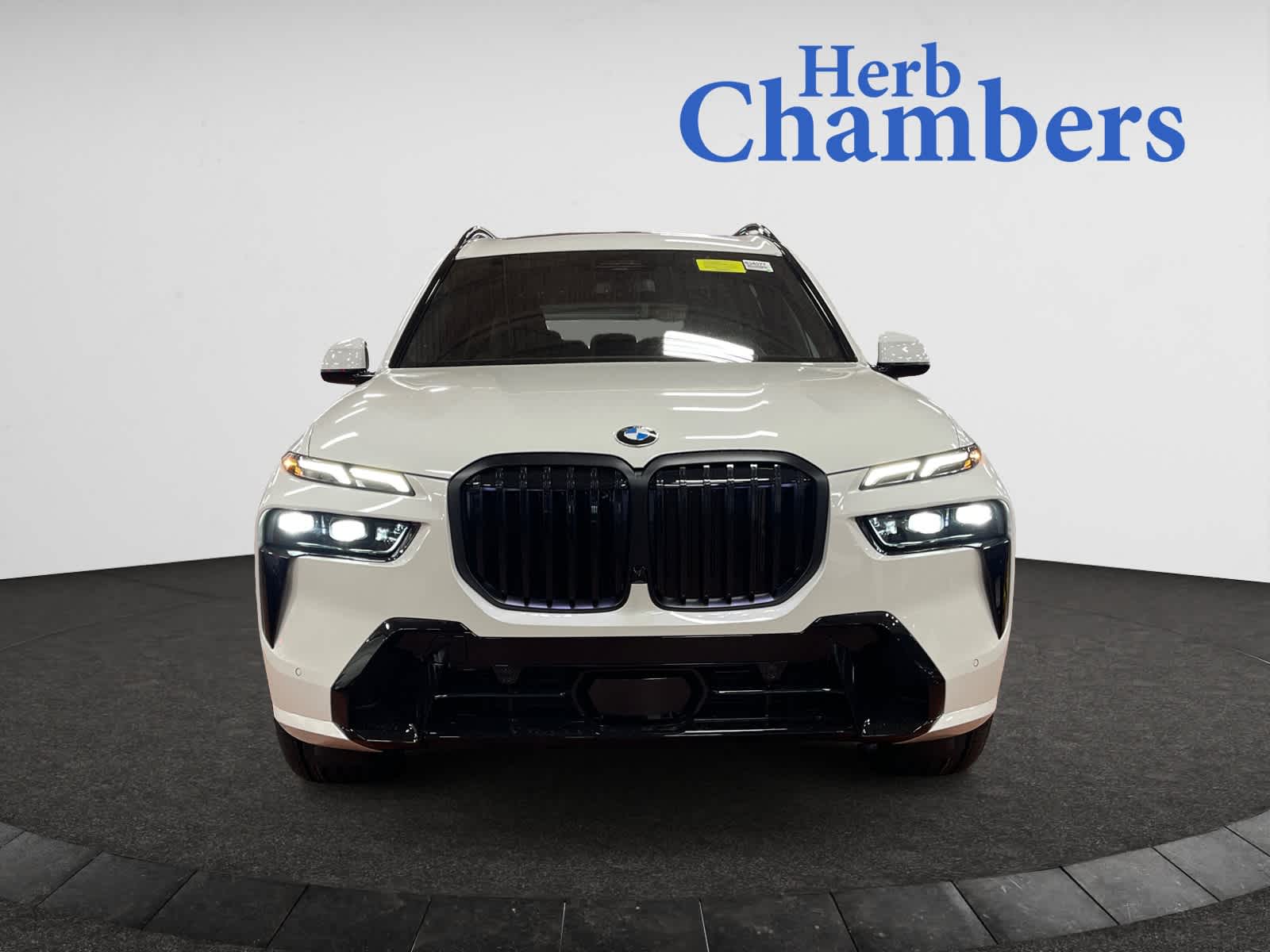 new 2025 BMW X7 car, priced at $96,455