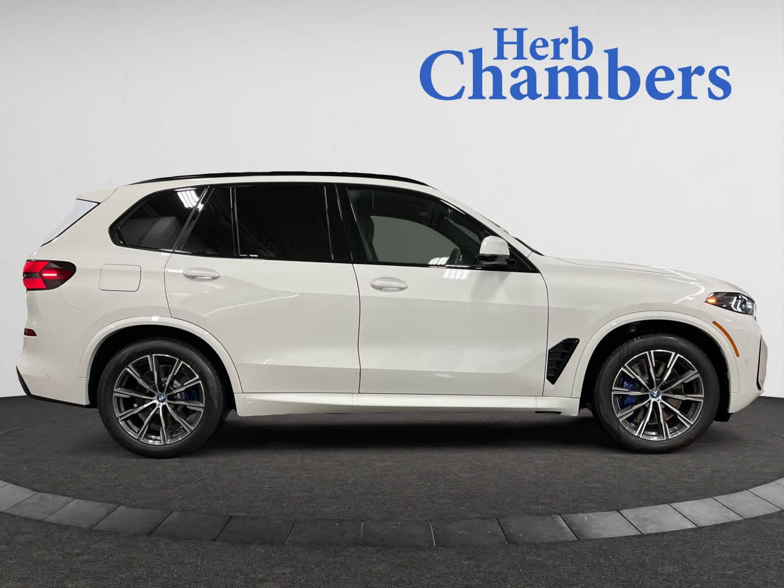 new 2025 BMW X5 PHEV car, priced at $82,985