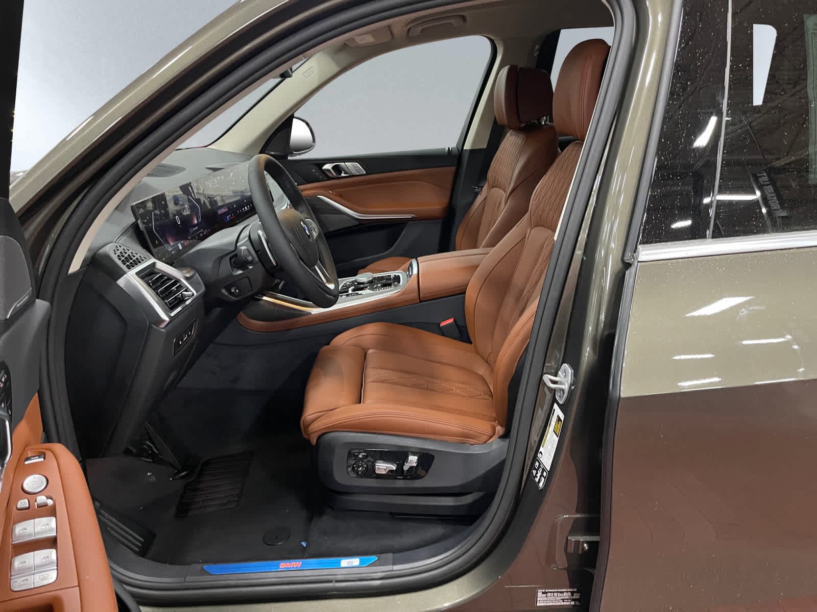 new 2026 BMW X7 car, priced at $94,580