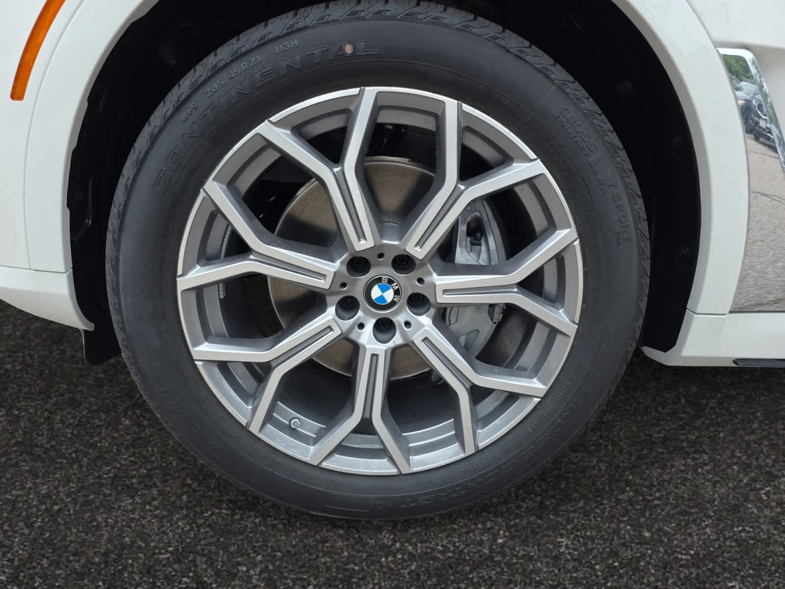 new 2026 BMW X7 car, priced at $92,630
