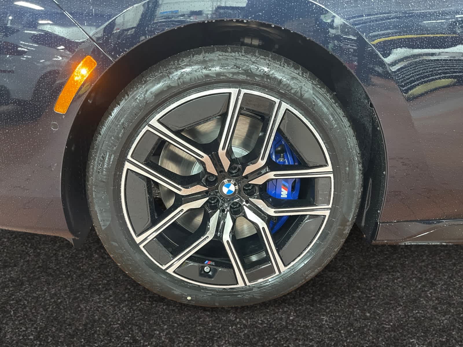 new 2025 BMW 760i car, priced at $136,270