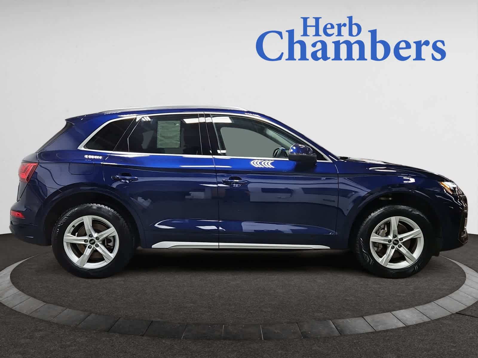 used 2021 Audi Q5 car, priced at $27,498