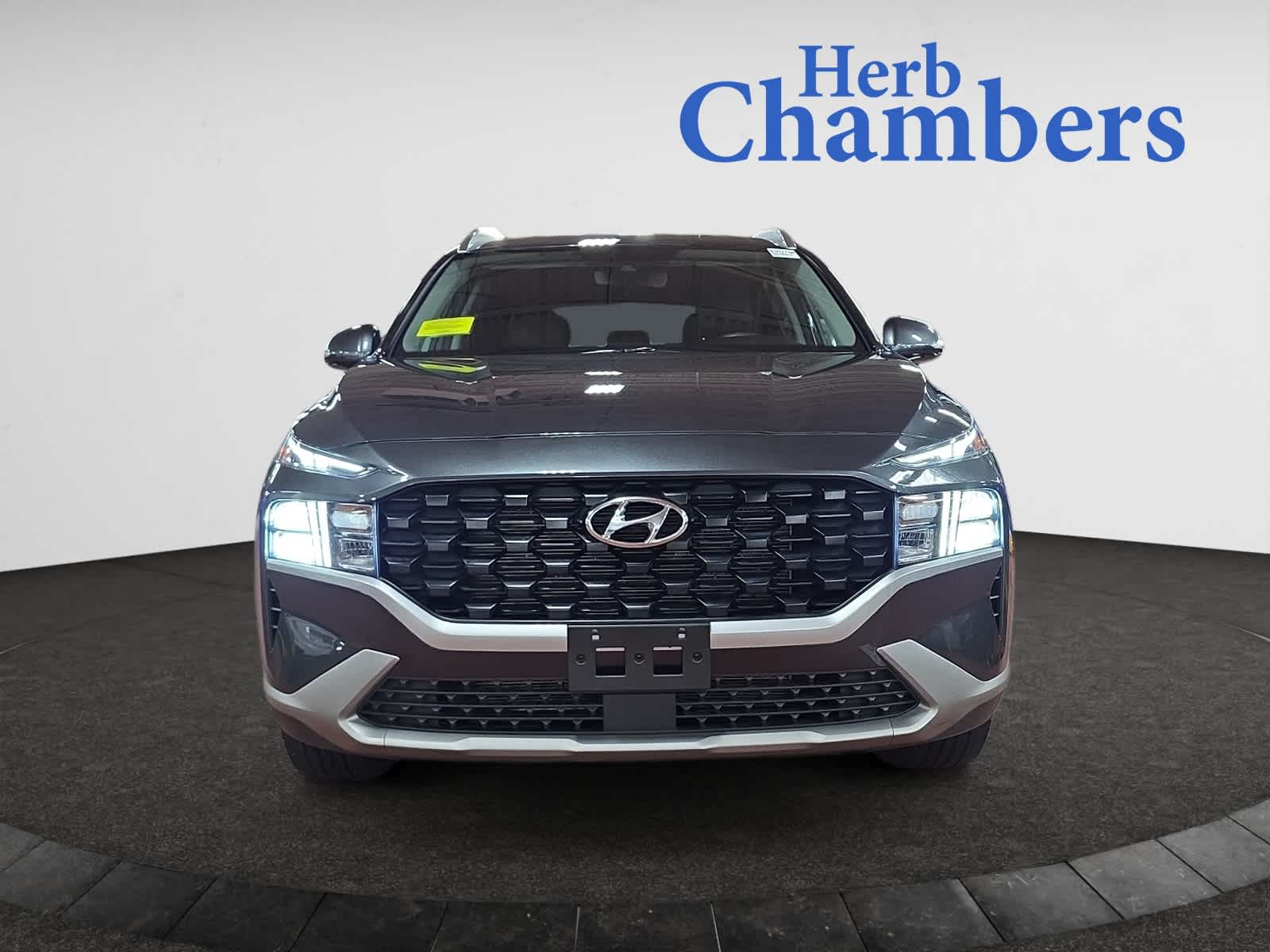 used 2023 Hyundai Santa Fe car, priced at $27,998