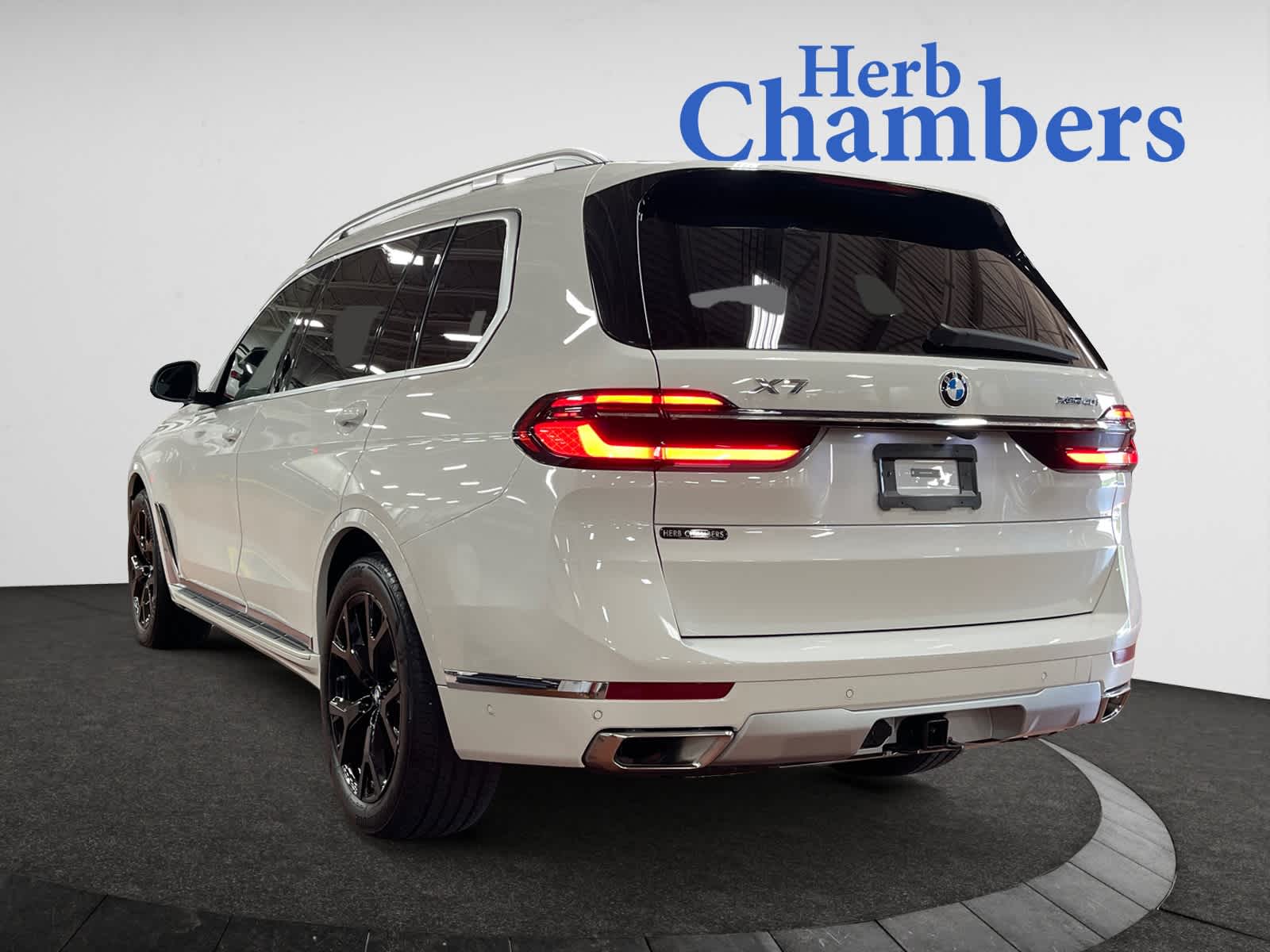 used 2025 BMW X7 car, priced at $85,998