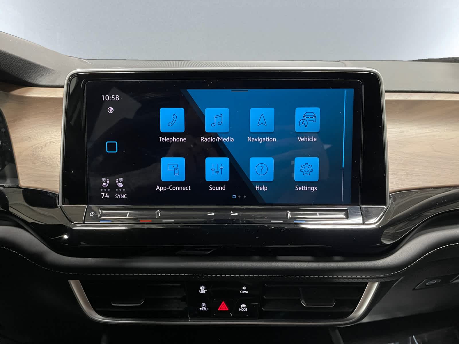 used 2024 Volkswagen Atlas car, priced at $35,998