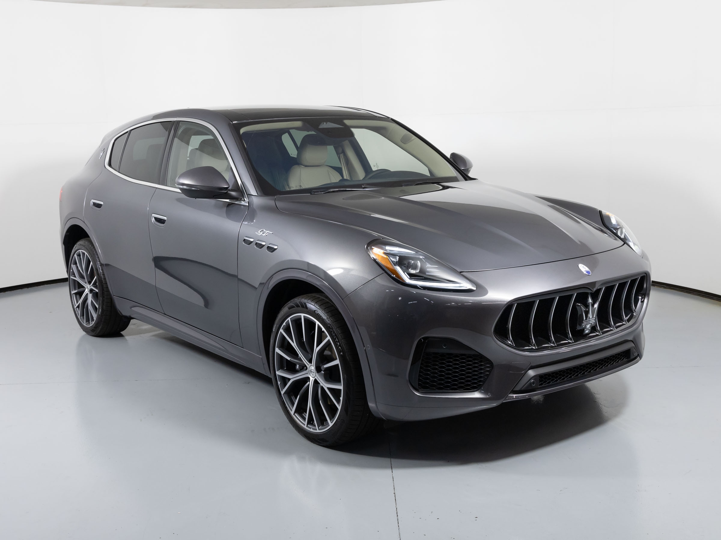 new 2023 Maserati Grecale car, priced at $60,801