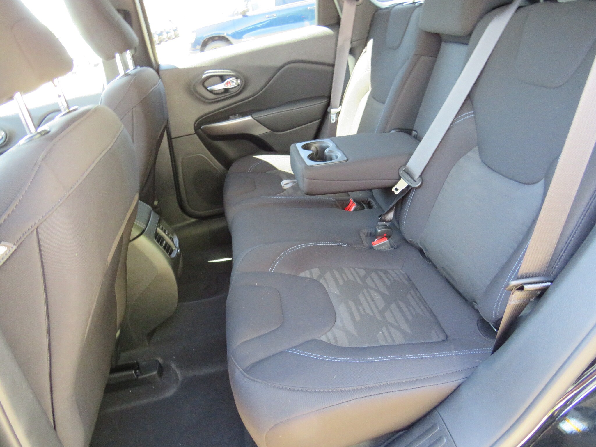 new 2022 Jeep Cherokee car, priced at $45,785