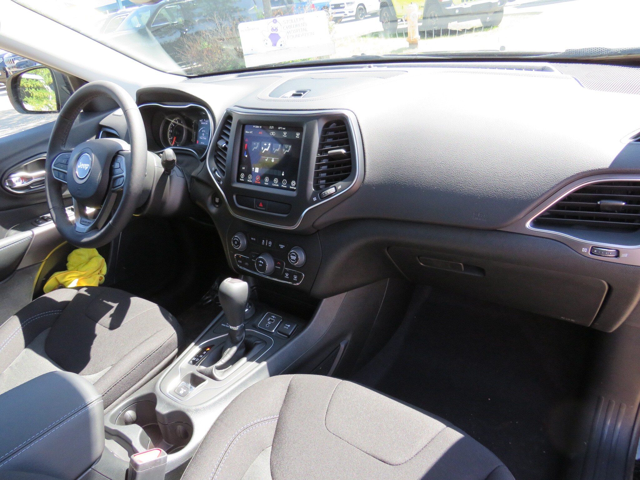 new 2022 Jeep Cherokee car, priced at $45,785