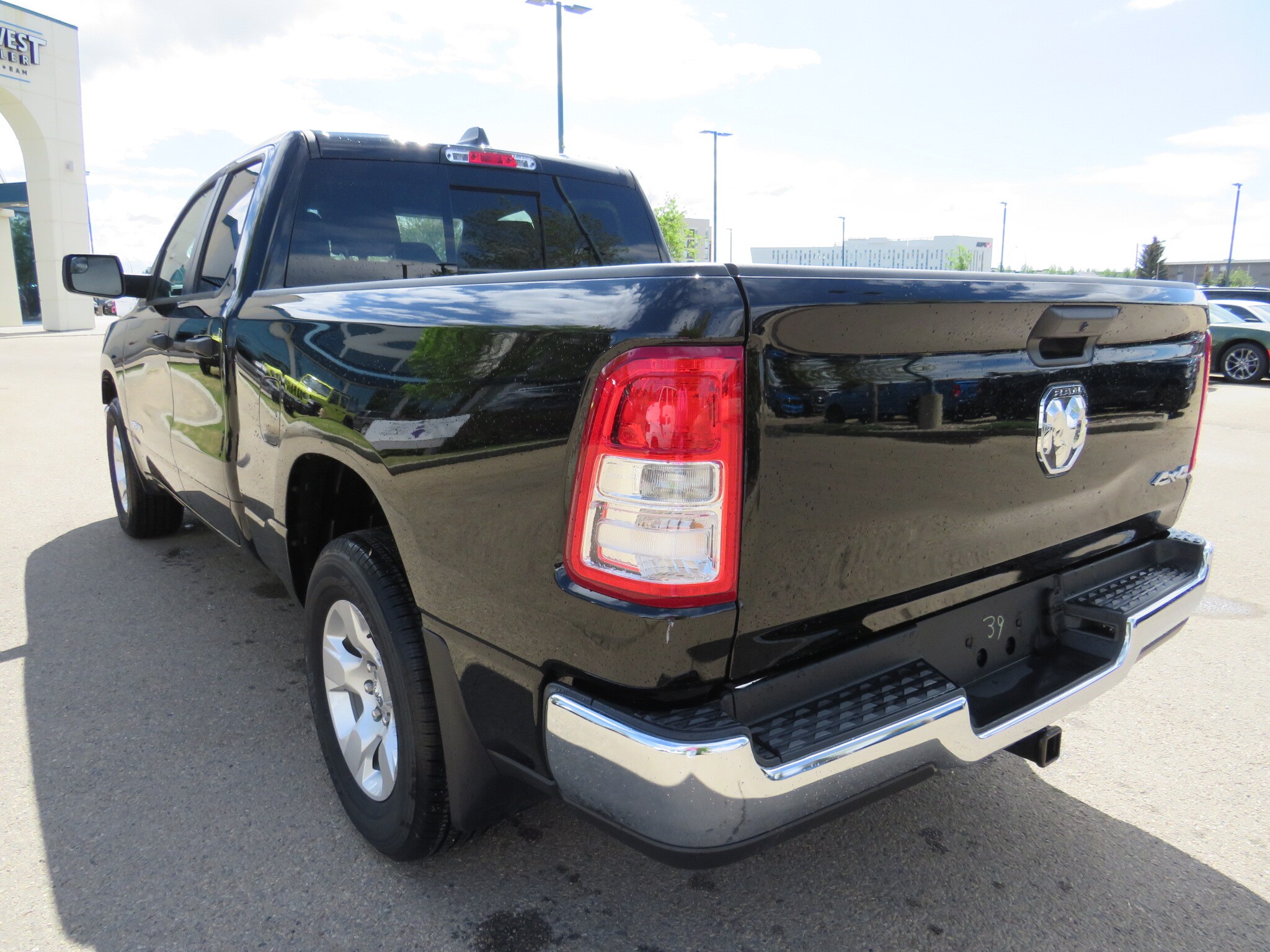 new 2022 Ram 1500 car, priced at $49,985