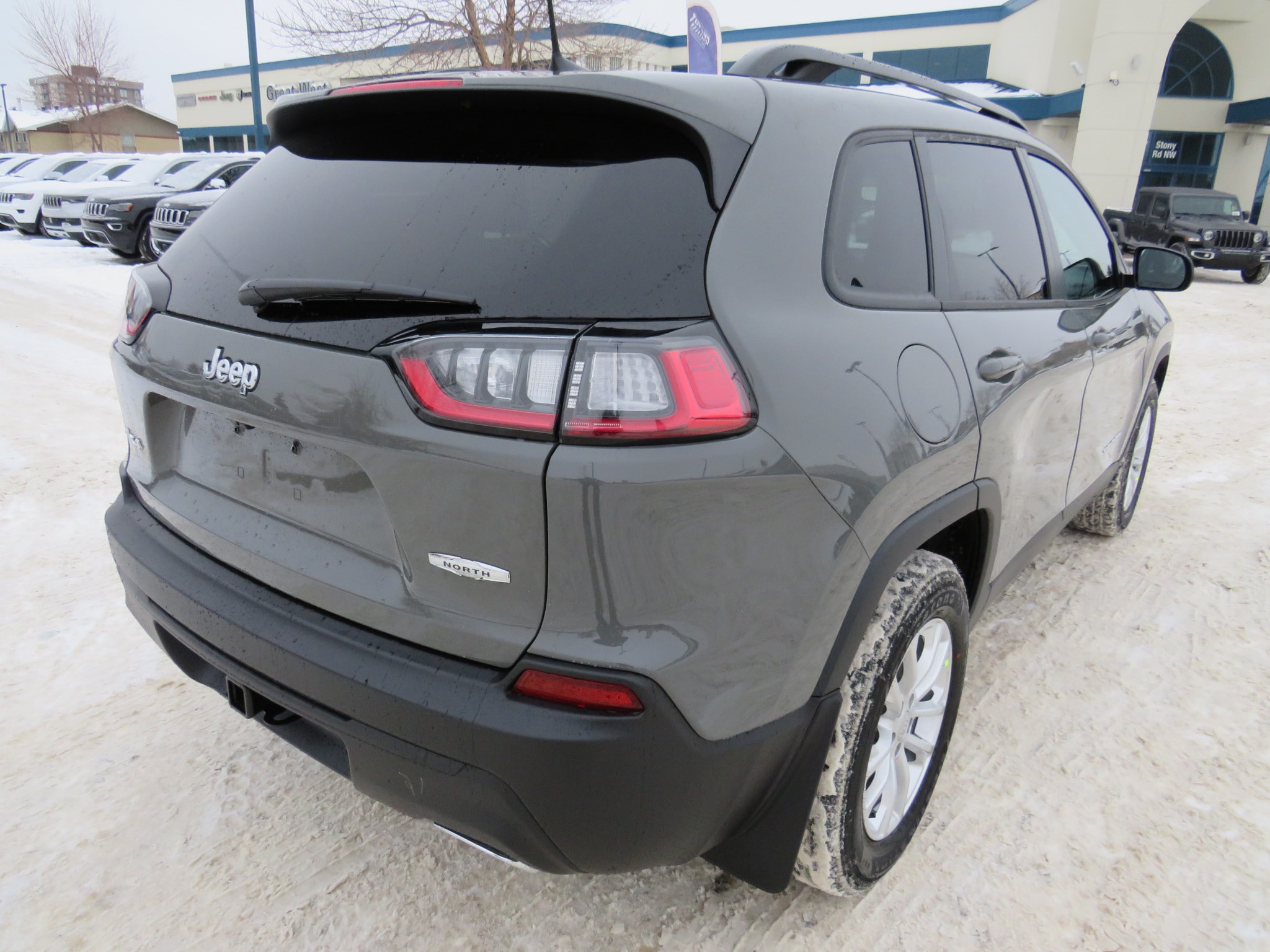 new 2022 Jeep Cherokee car, priced at $50,870