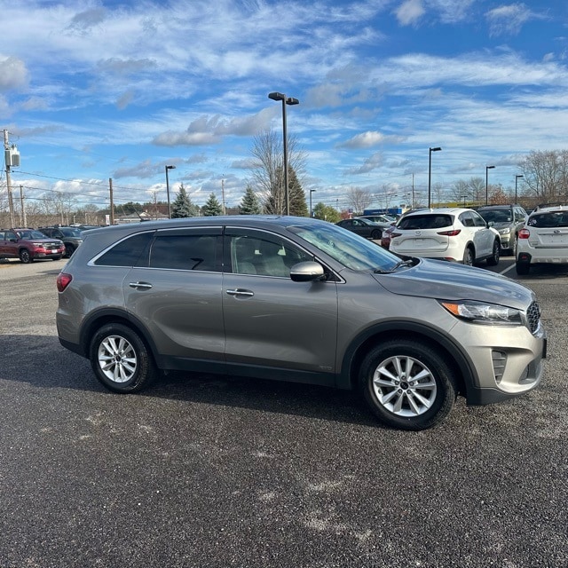 used 2019 Kia Sorento car, priced at $16,722