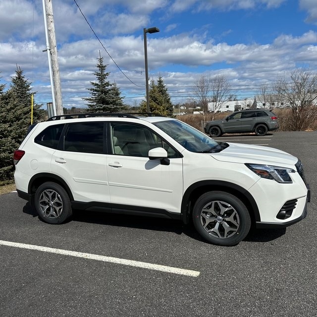 new 2024 Subaru Forester car, priced at $33,018