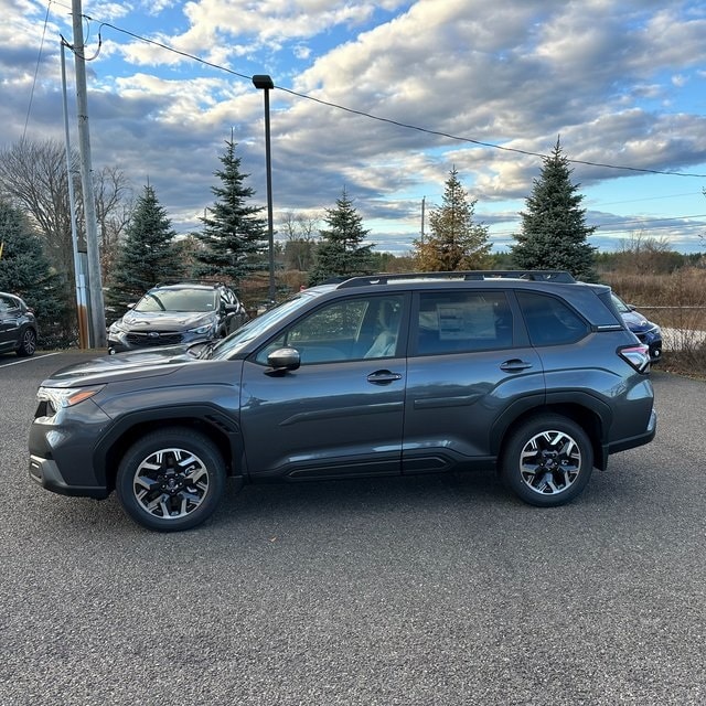 new 2025 Subaru Forester car, priced at $30,955