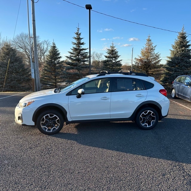 used 2016 Subaru Crosstrek car, priced at $15,550