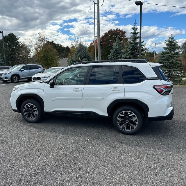 new 2025 Subaru Forester car, priced at $32,892