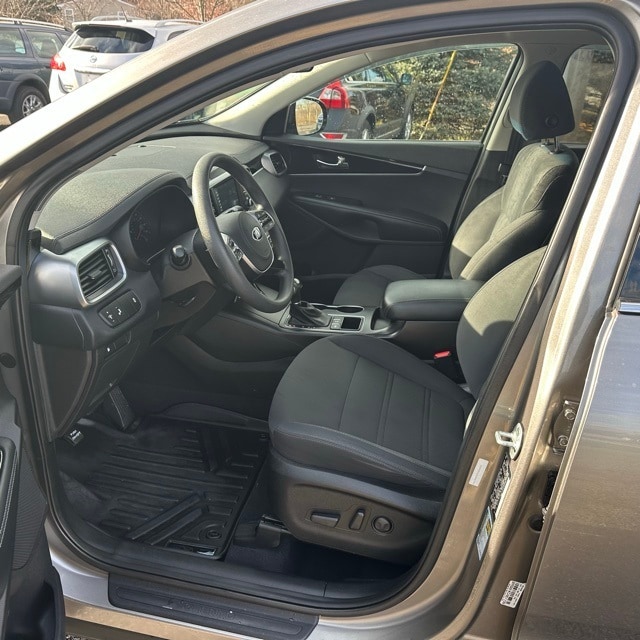 used 2019 Kia Sorento car, priced at $16,722