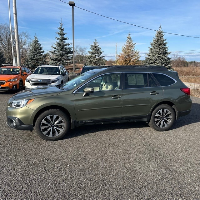 used 2017 Subaru Outback car