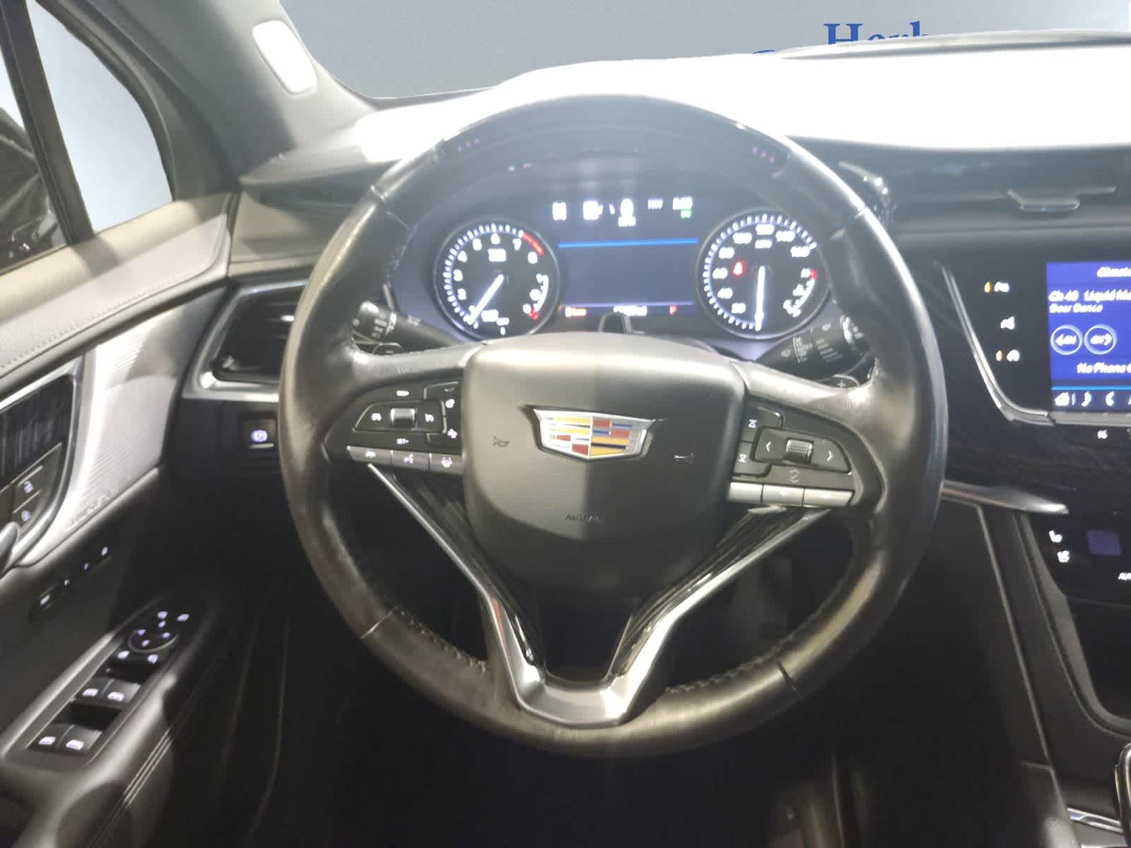 used 2023 Cadillac XT6 car, priced at $35,497