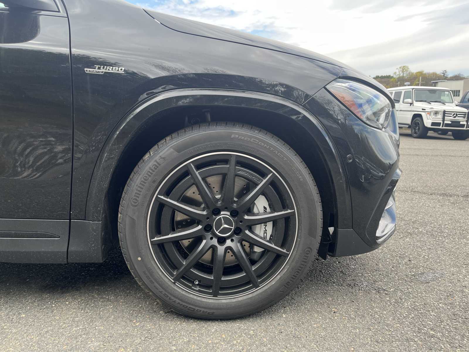 new 2024 Mercedes-Benz AMG GLA 35 car