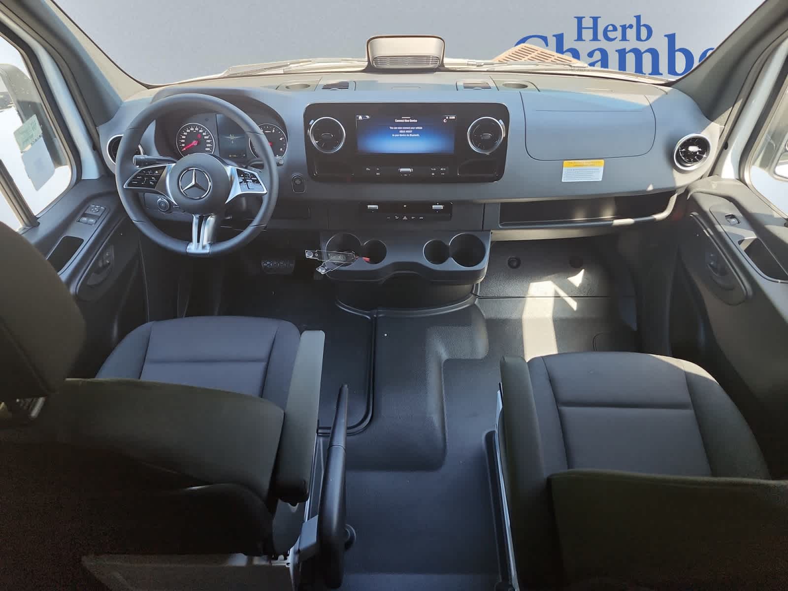 new 2025 Mercedes-Benz Sprinter car