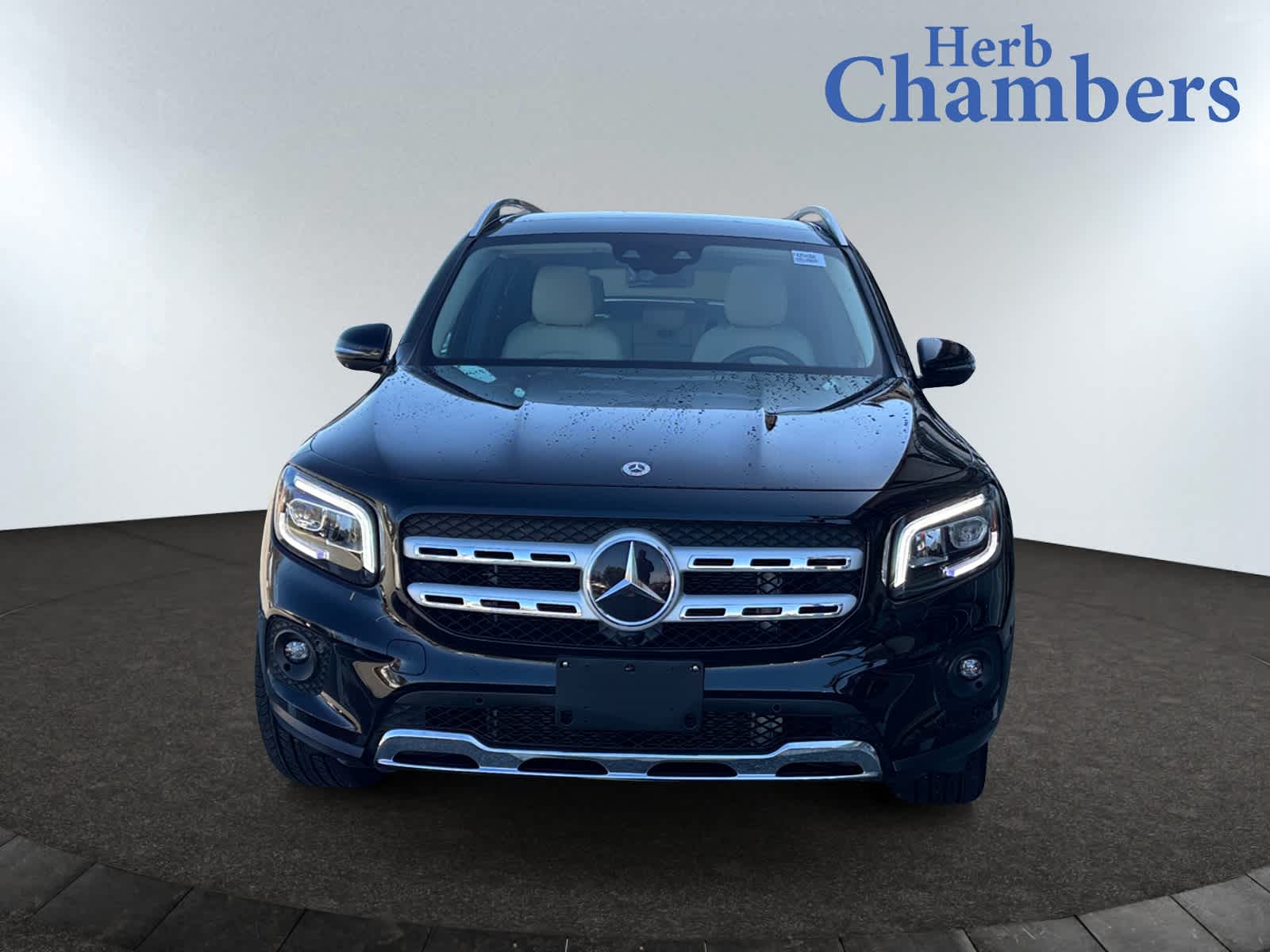 used 2023 Mercedes-Benz GLB 250 car, priced at $38,998