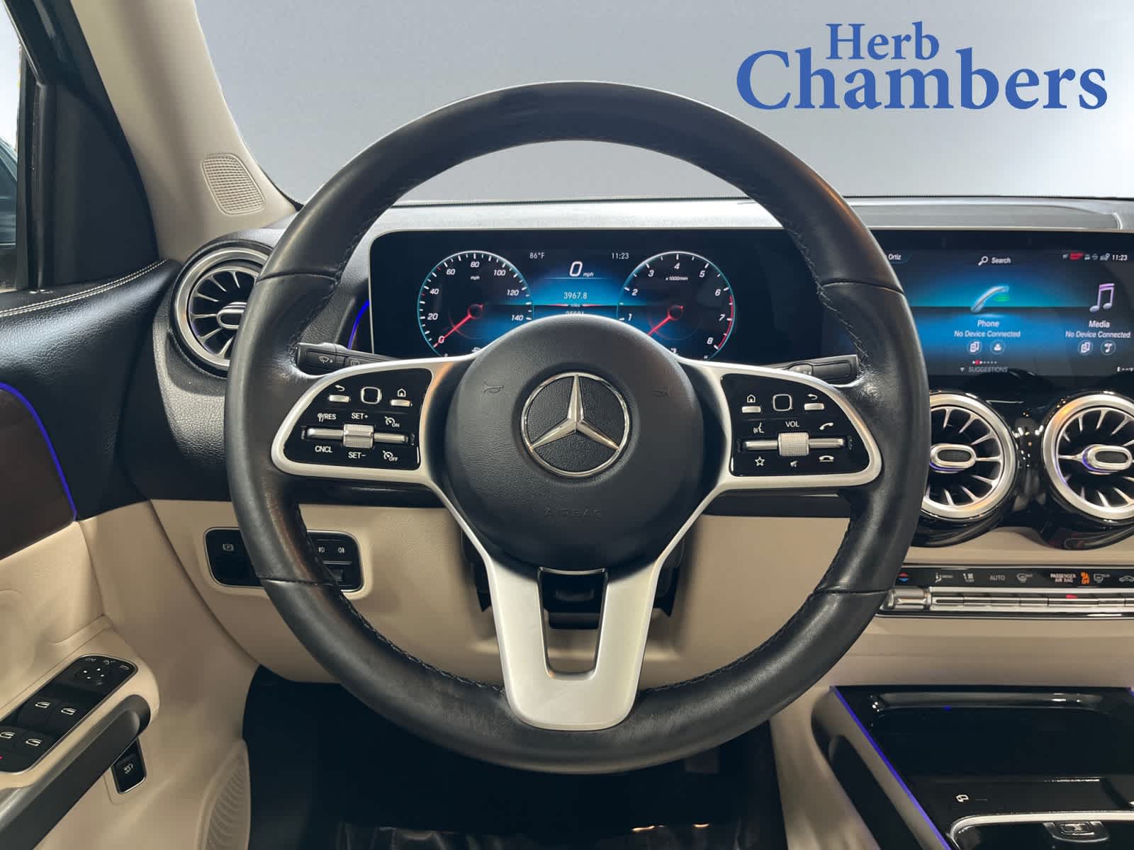 used 2021 Mercedes-Benz GLB 250 car, priced at $29,998