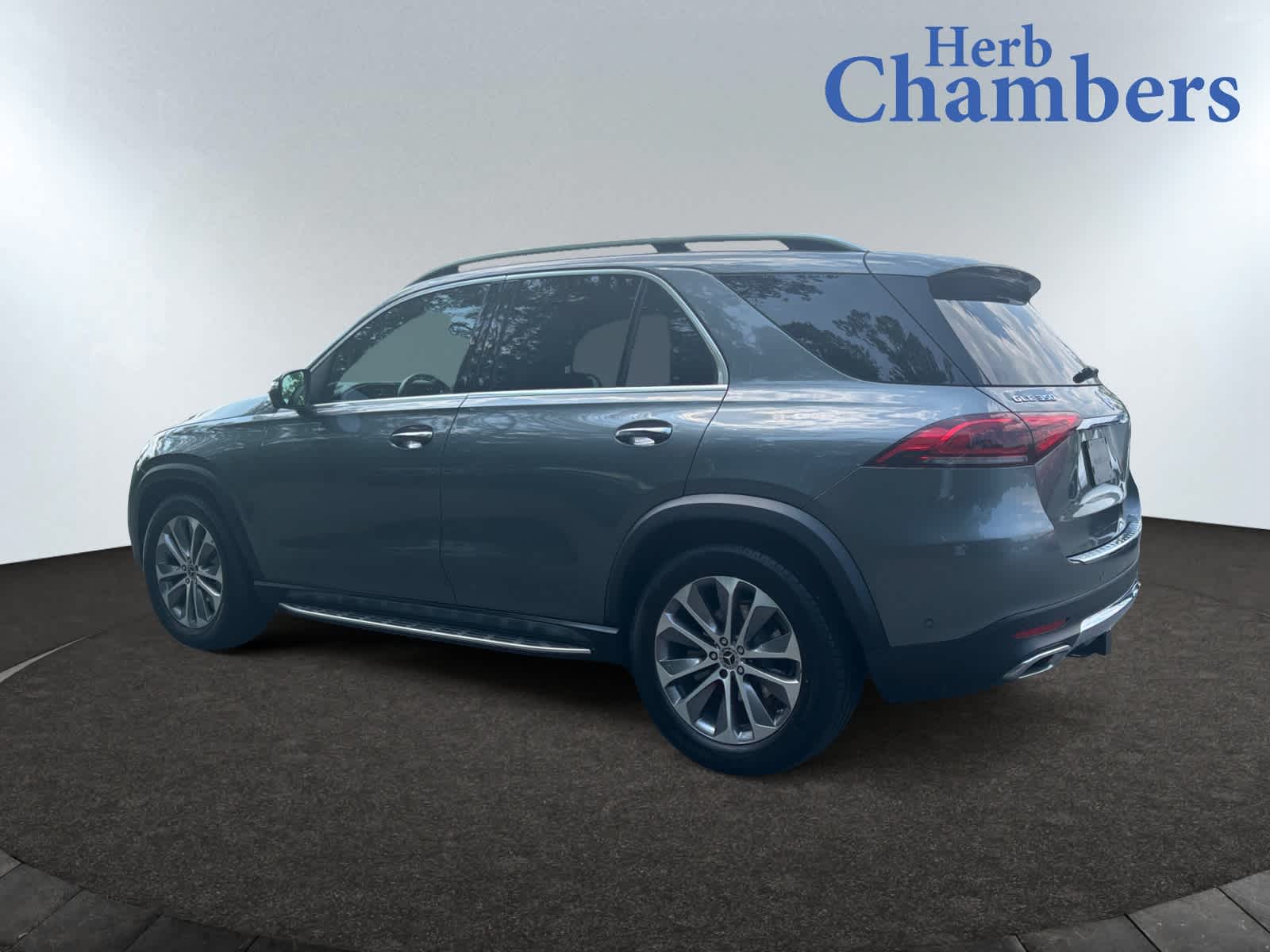 used 2022 Mercedes-Benz GLE 350 car, priced at $45,998