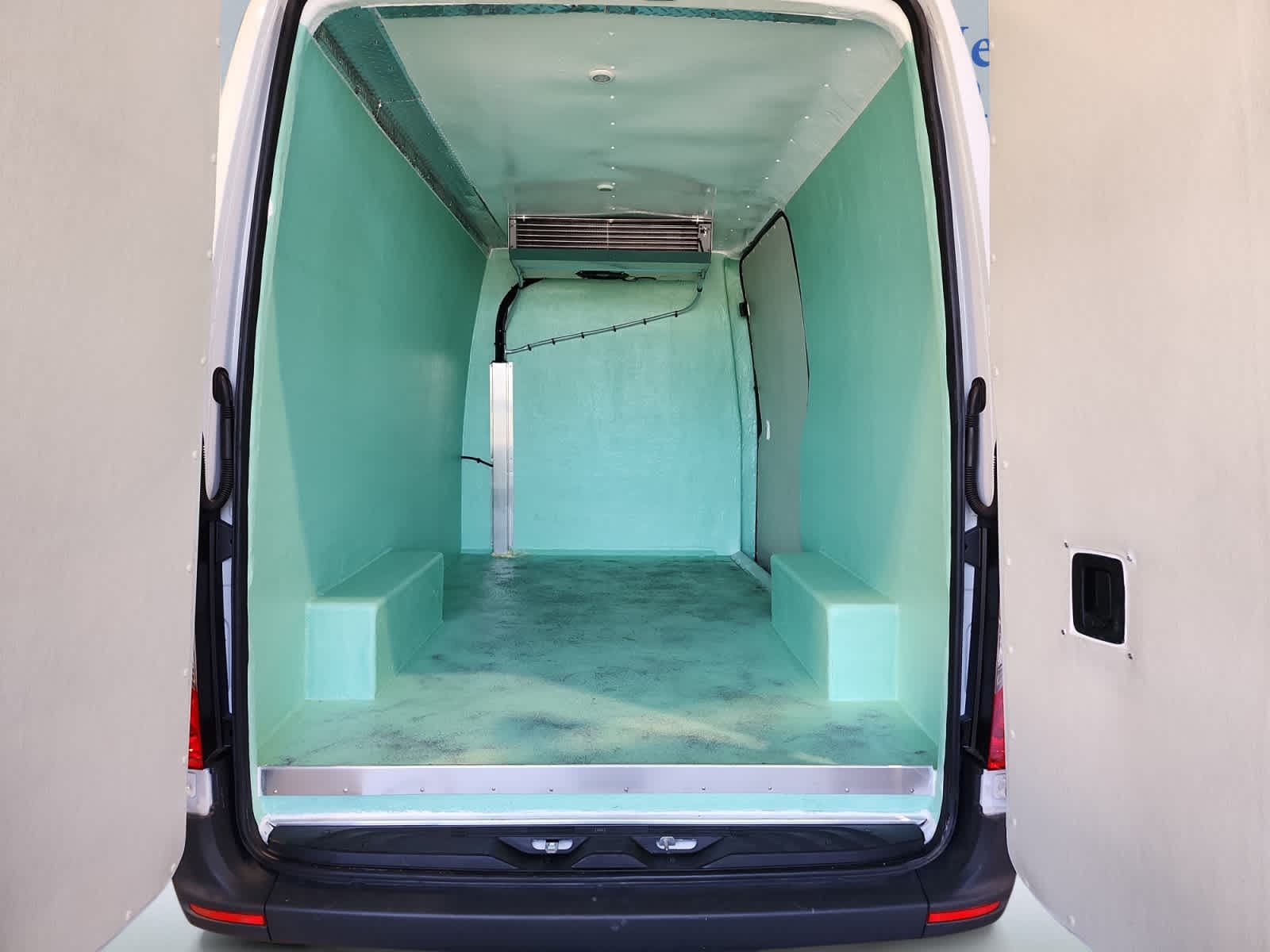 new 2025 Mercedes-Benz Sprinter car