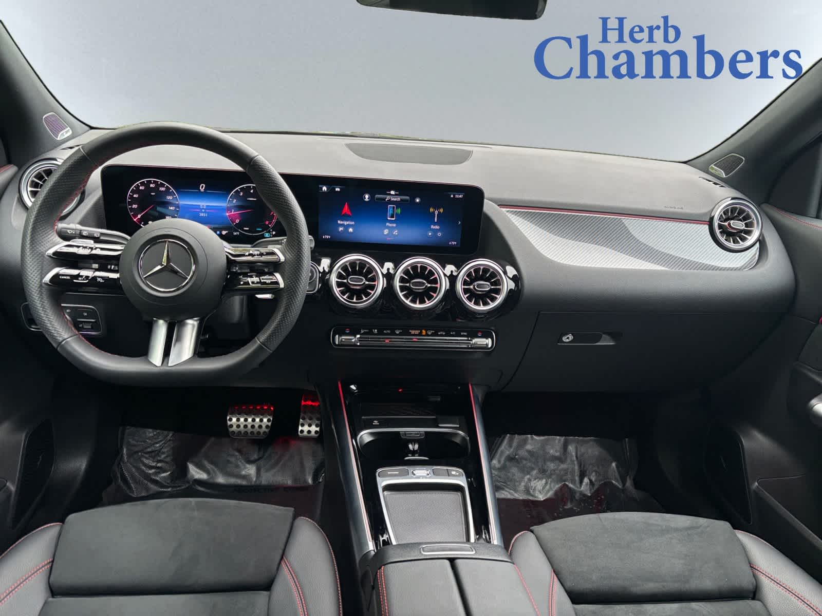 used 2025 Mercedes-Benz GLA 250 car, priced at $48,998