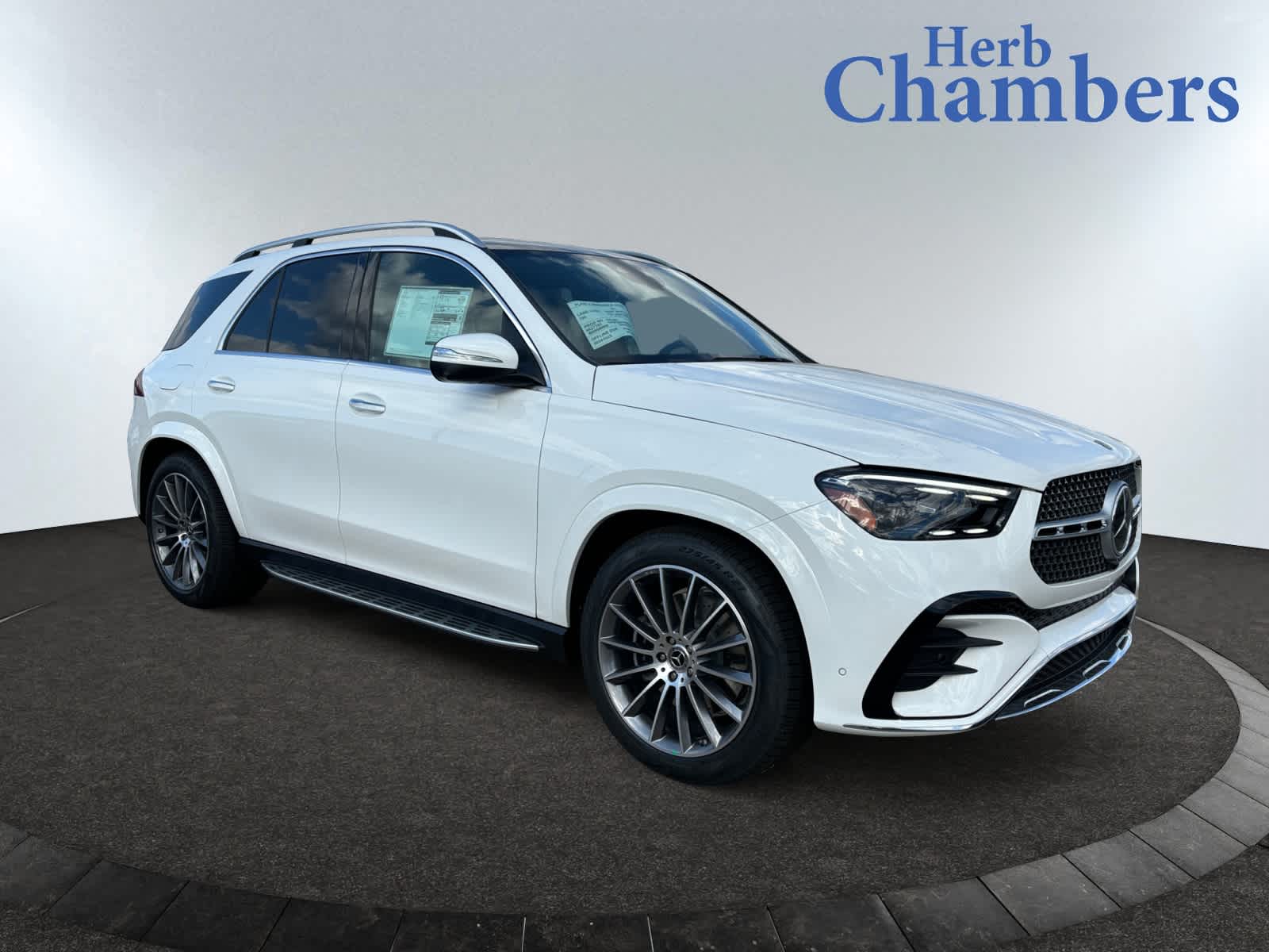 new 2025 Mercedes-Benz GLE 580 car