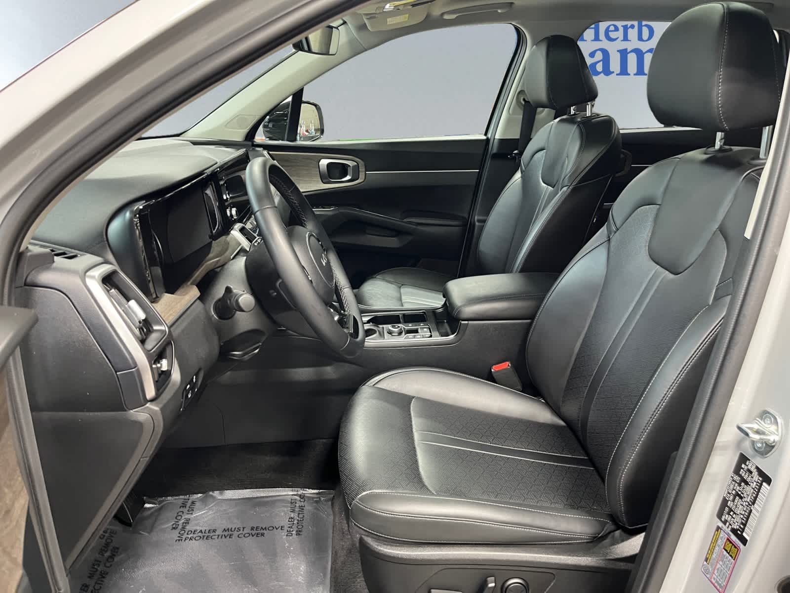 used 2023 Kia Sorento car, priced at $32,999