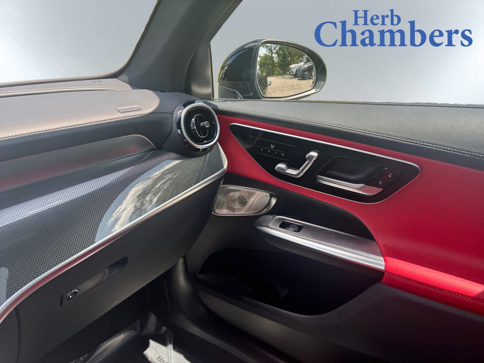 used 2024 Mercedes-Benz GLC 300 car, priced at $45,998