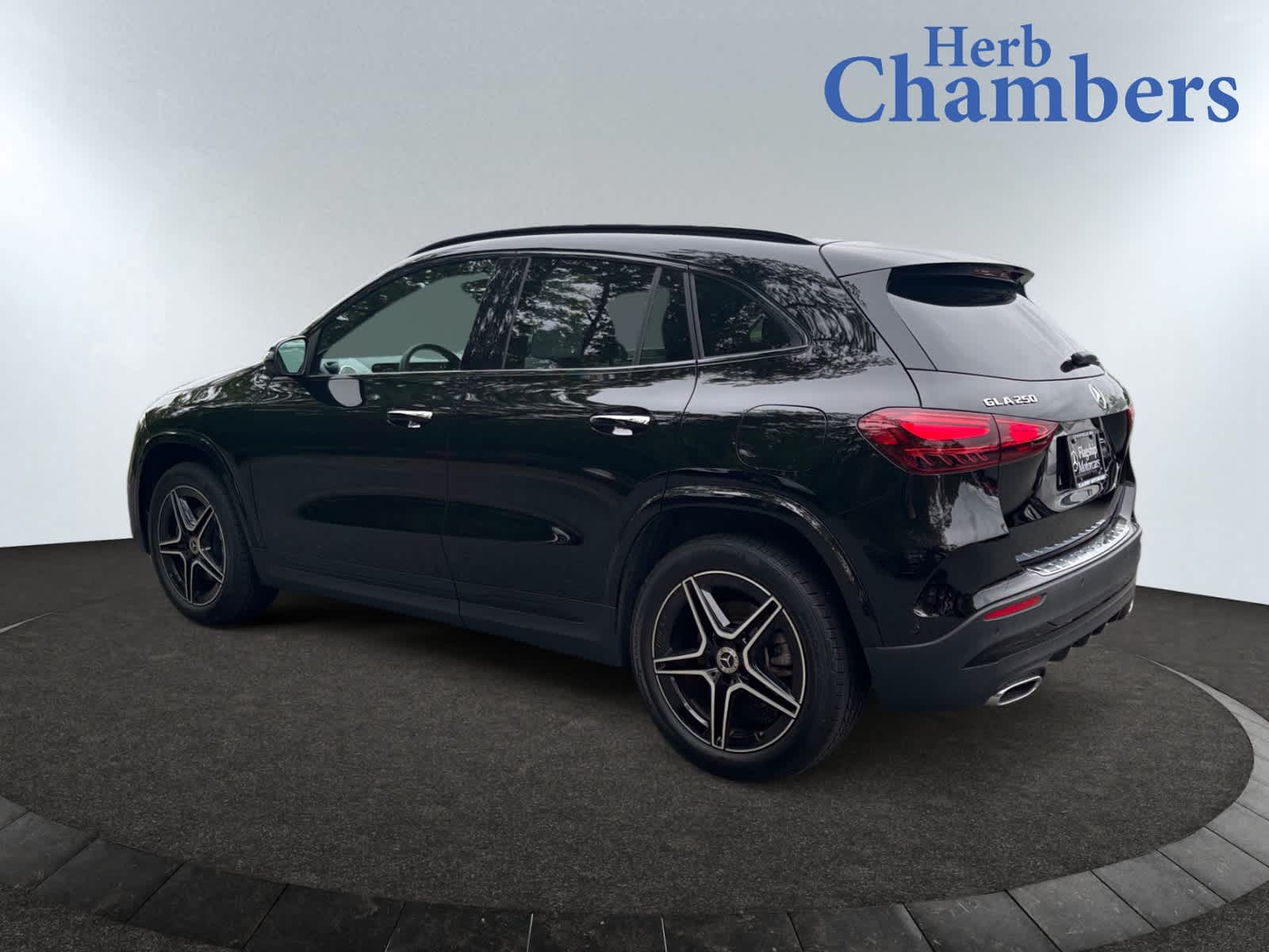used 2025 Mercedes-Benz GLA 250 car, priced at $48,998