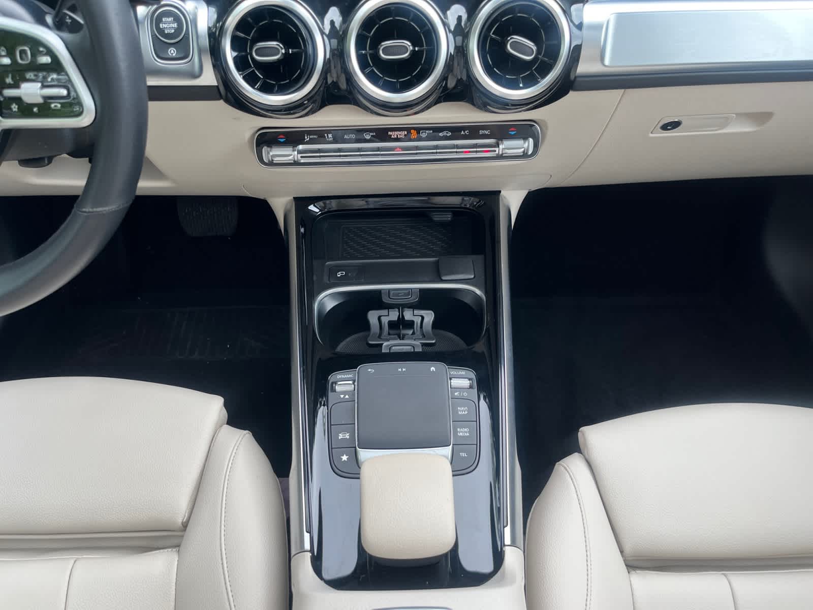 used 2021 Mercedes-Benz GLB 250 car, priced at $29,998