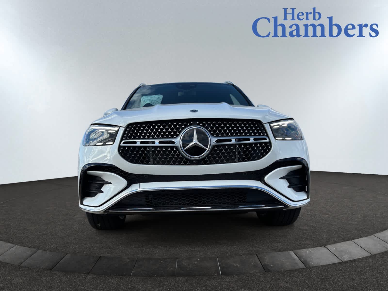 new 2025 Mercedes-Benz GLE 580 car