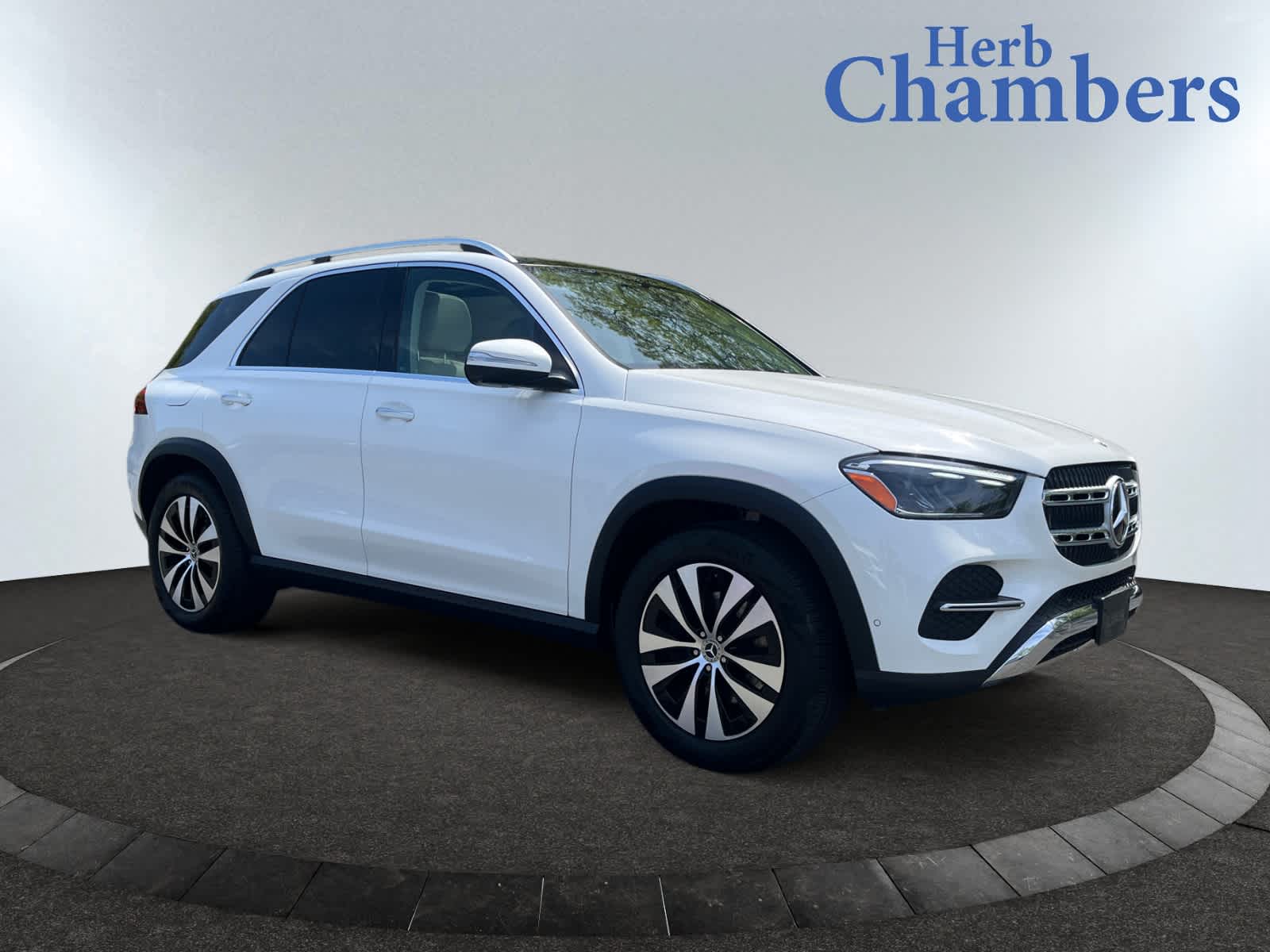 used 2024 Mercedes-Benz GLE 350 car, priced at $54,998