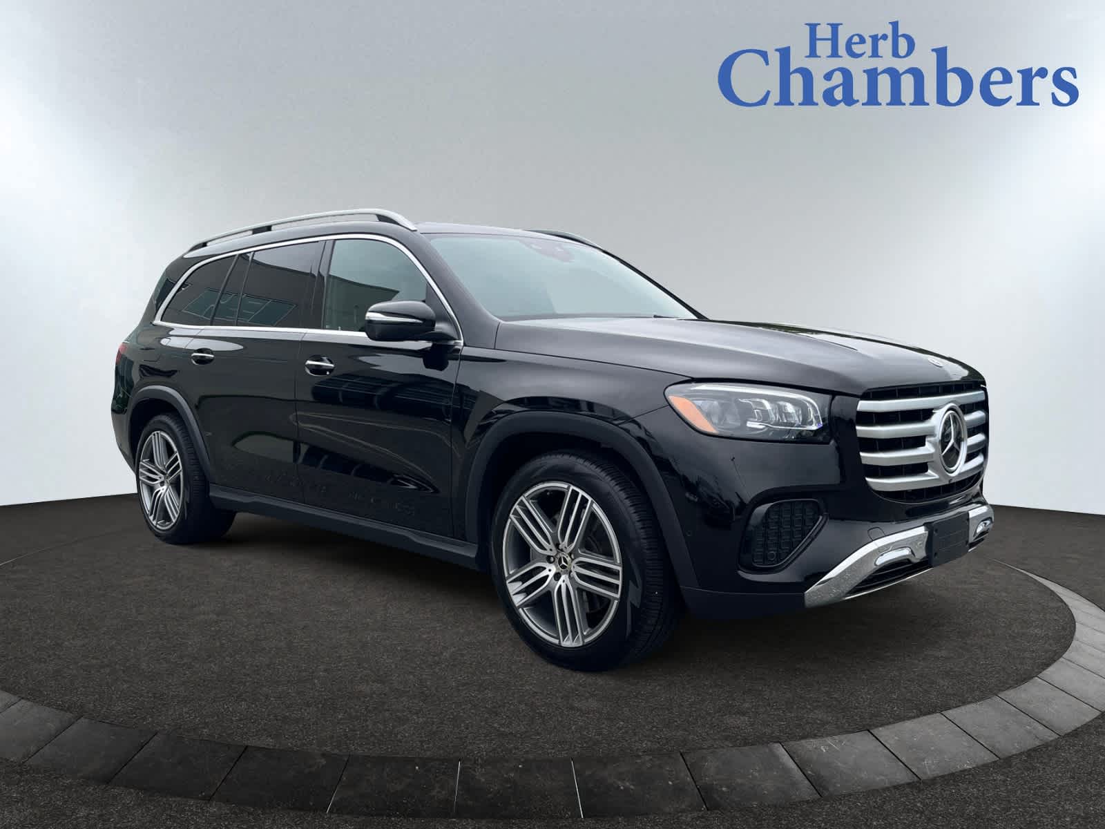 used 2025 Mercedes-Benz GLS 450 car, priced at $79,998