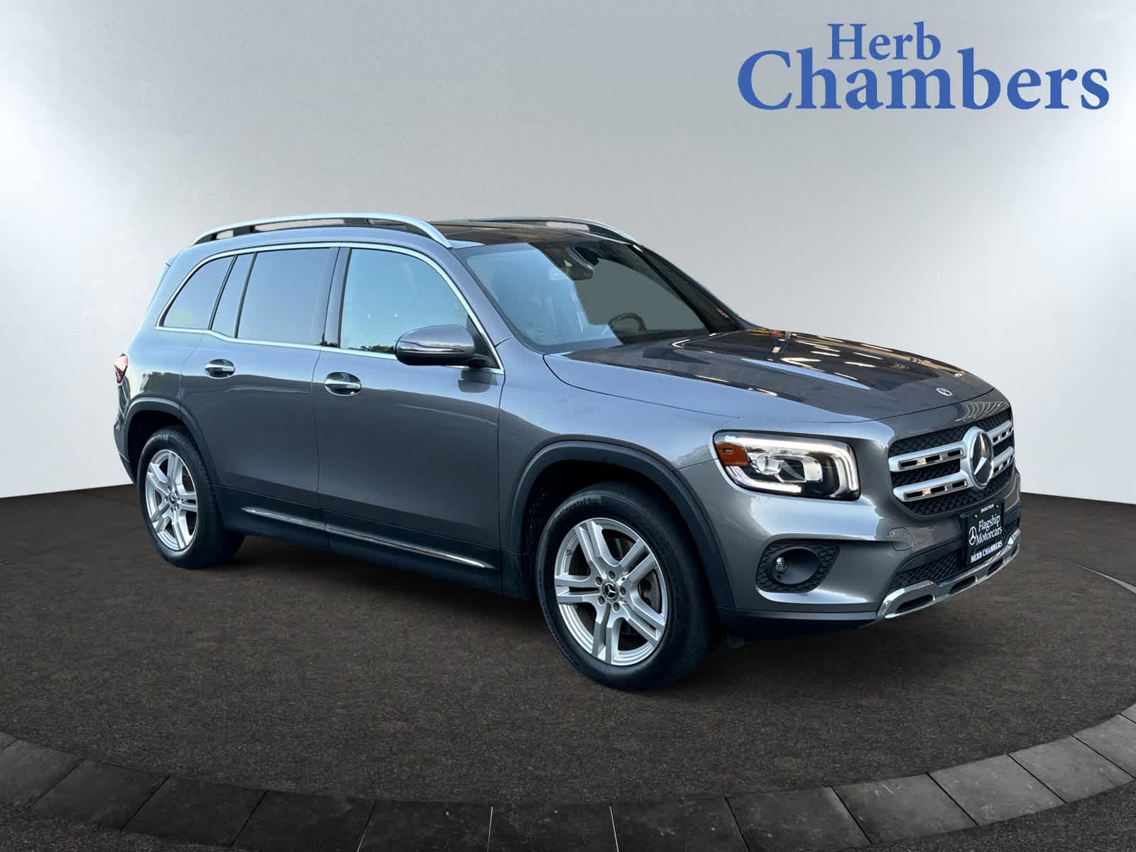 used 2021 Mercedes-Benz GLB 250 car, priced at $32,598