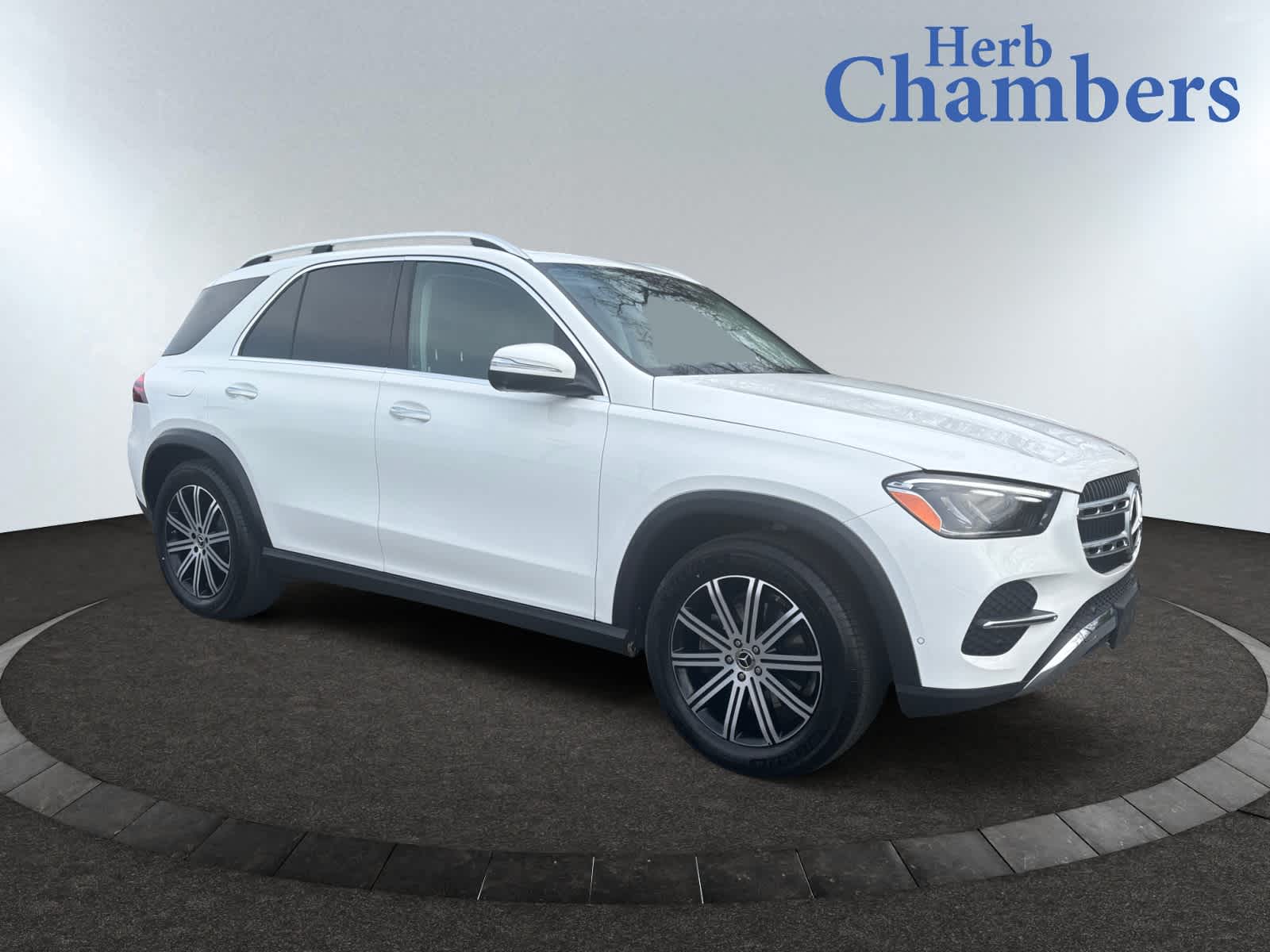 used 2025 Mercedes-Benz GLE 350 car, priced at $61,998