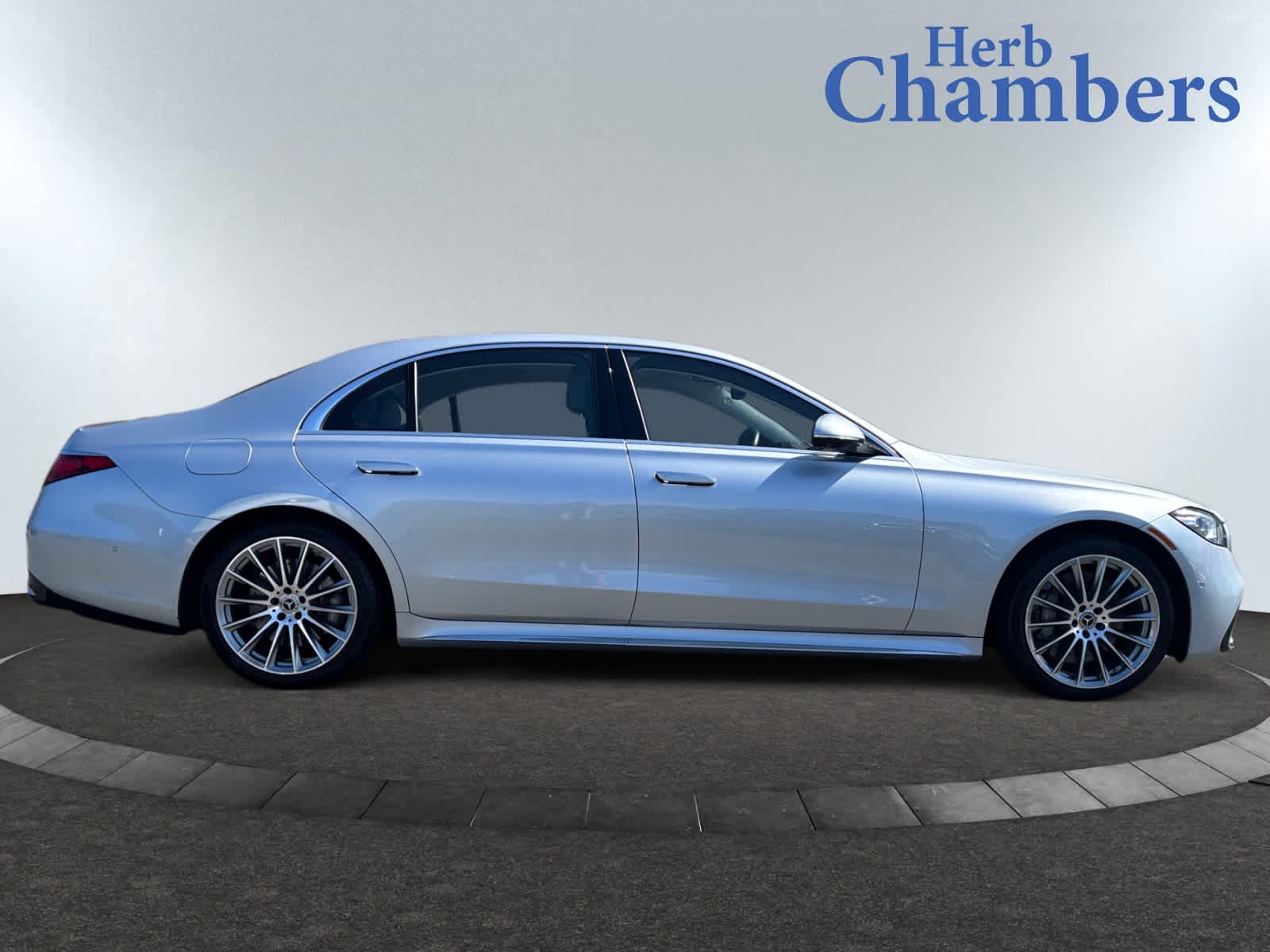 used 2022 Mercedes-Benz S-Class car, priced at $87,998