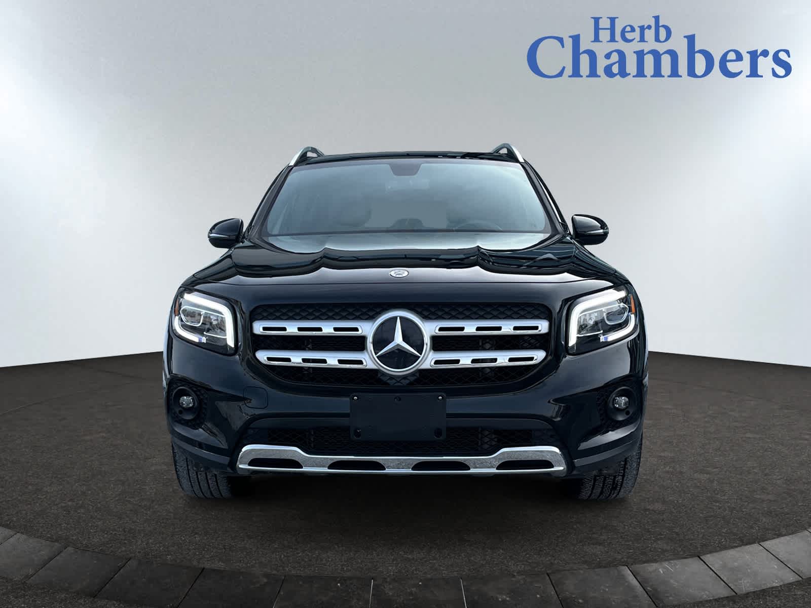 used 2022 Mercedes-Benz GLB 250 car, priced at $32,998