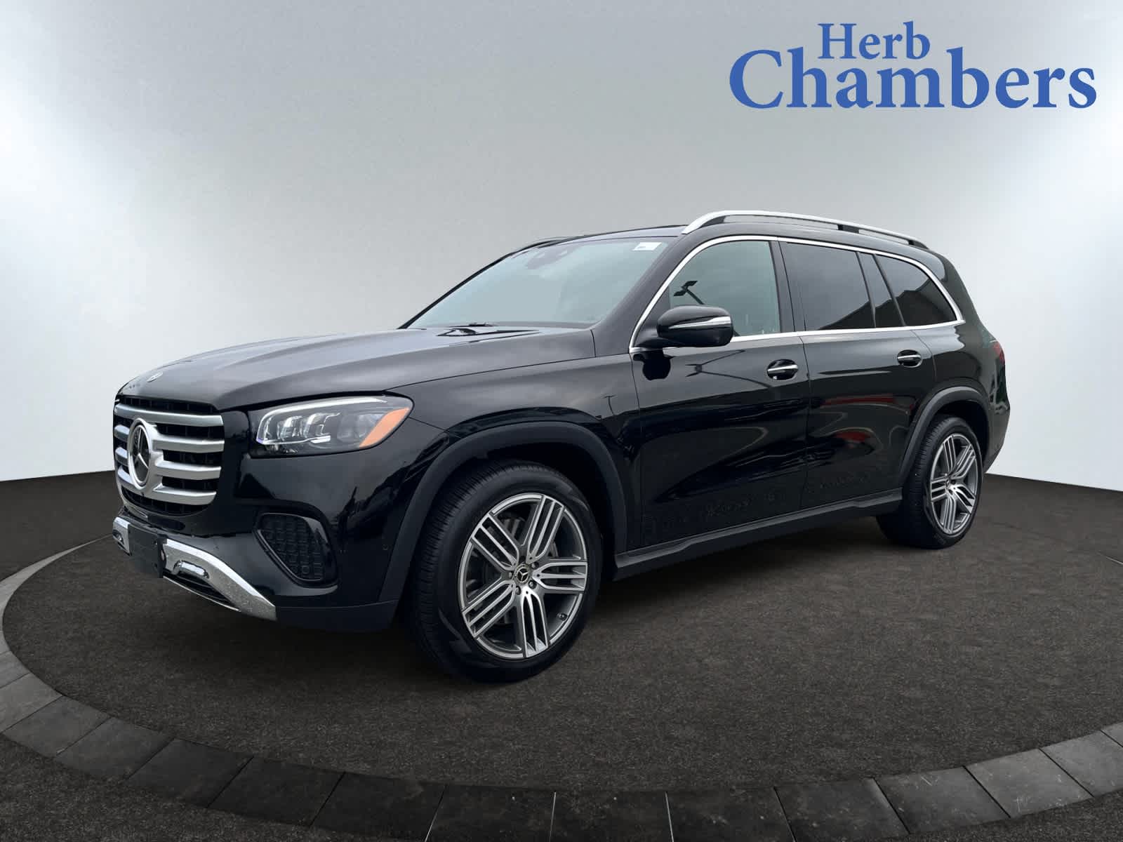 used 2025 Mercedes-Benz GLS 450 car, priced at $79,998