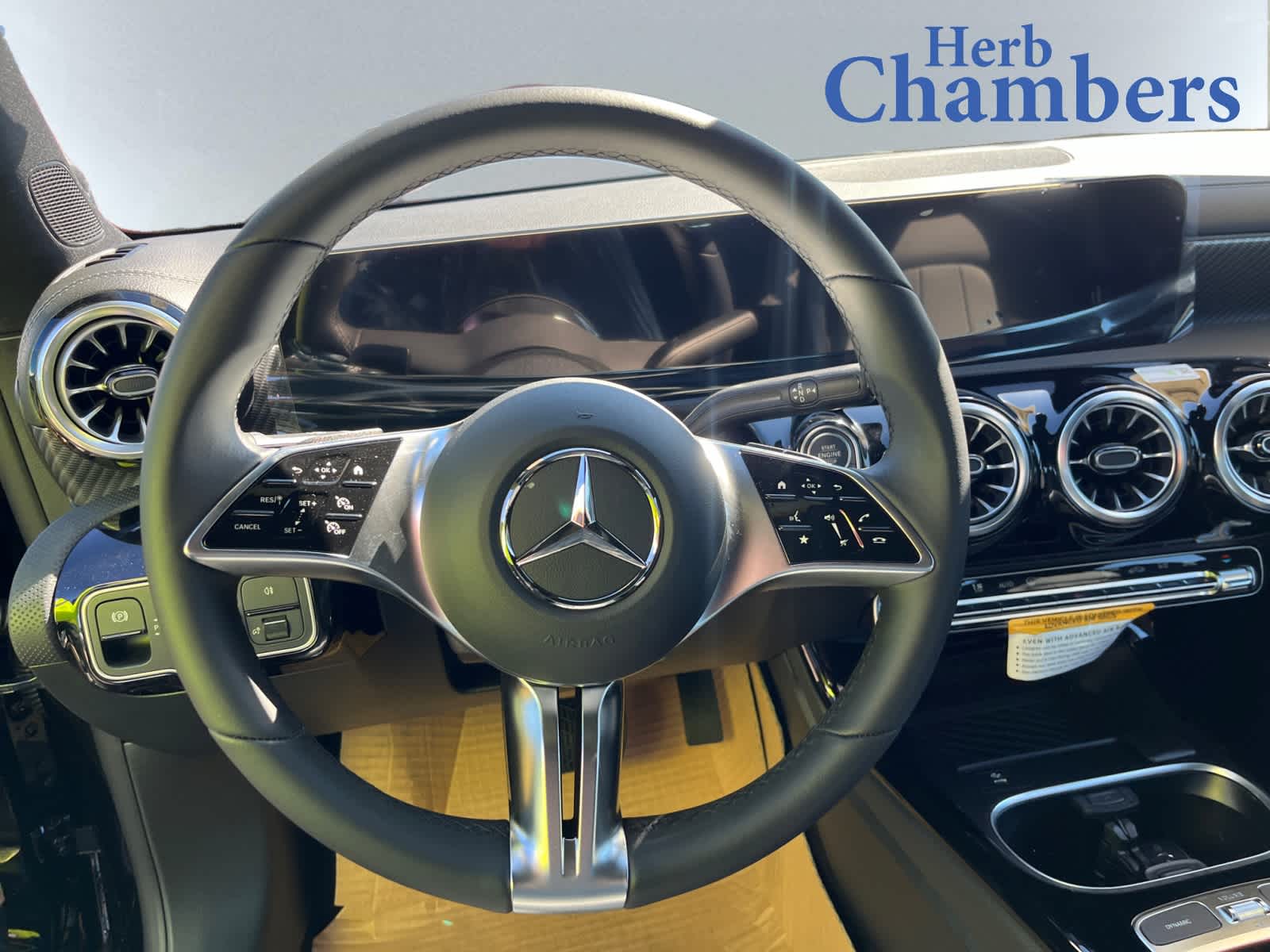 new 2025 Mercedes-Benz CLA 250 car