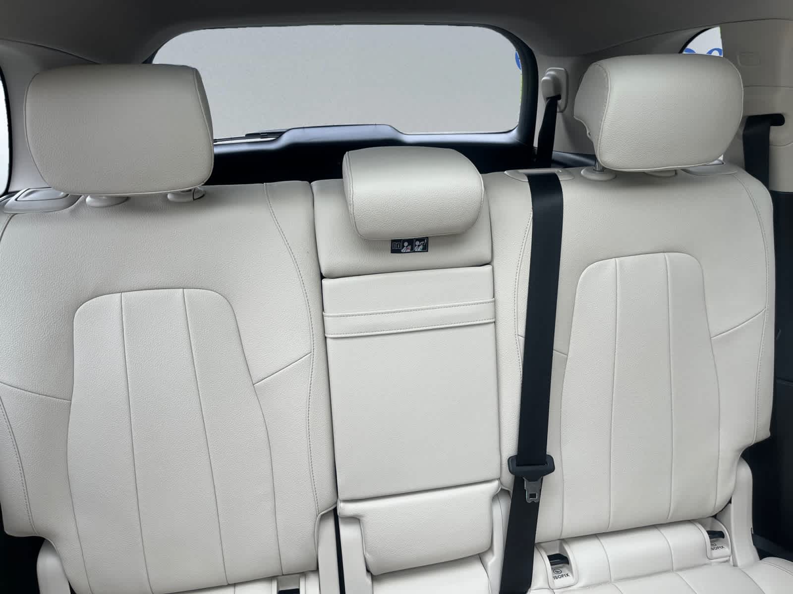used 2021 Mercedes-Benz GLB 250 car, priced at $29,998
