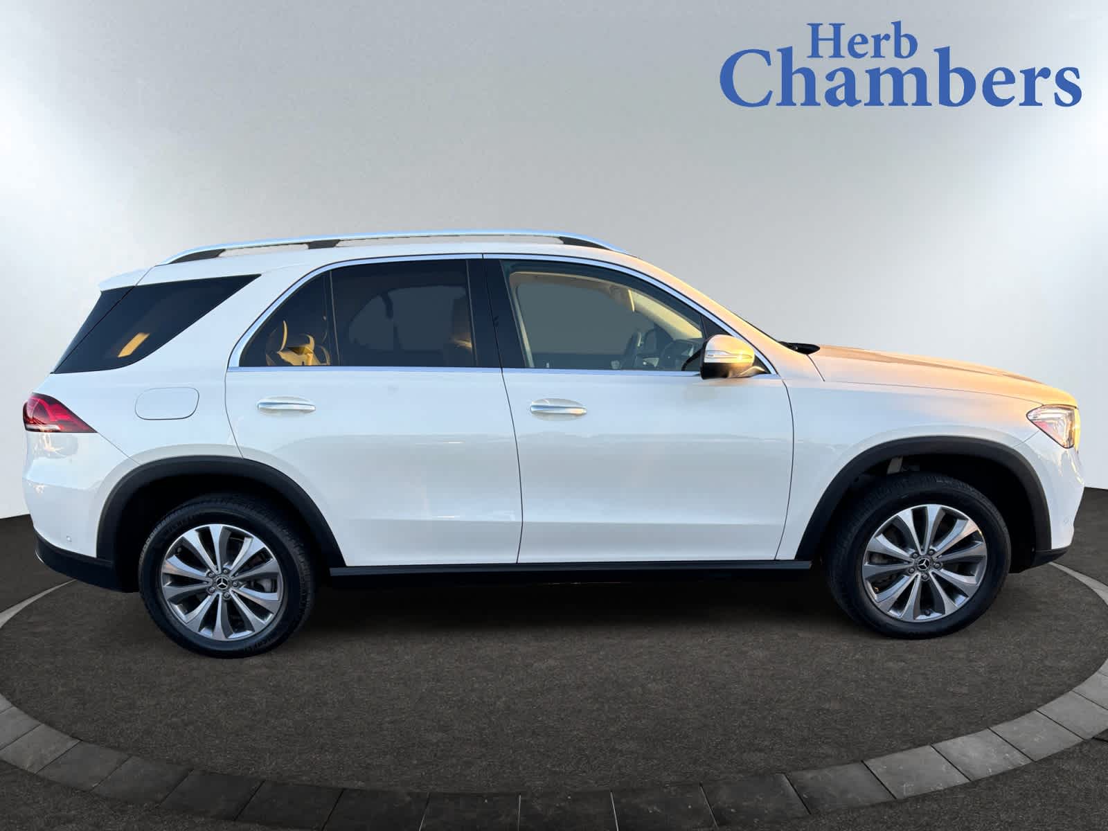 used 2021 Mercedes-Benz GLE 450 car, priced at $46,998