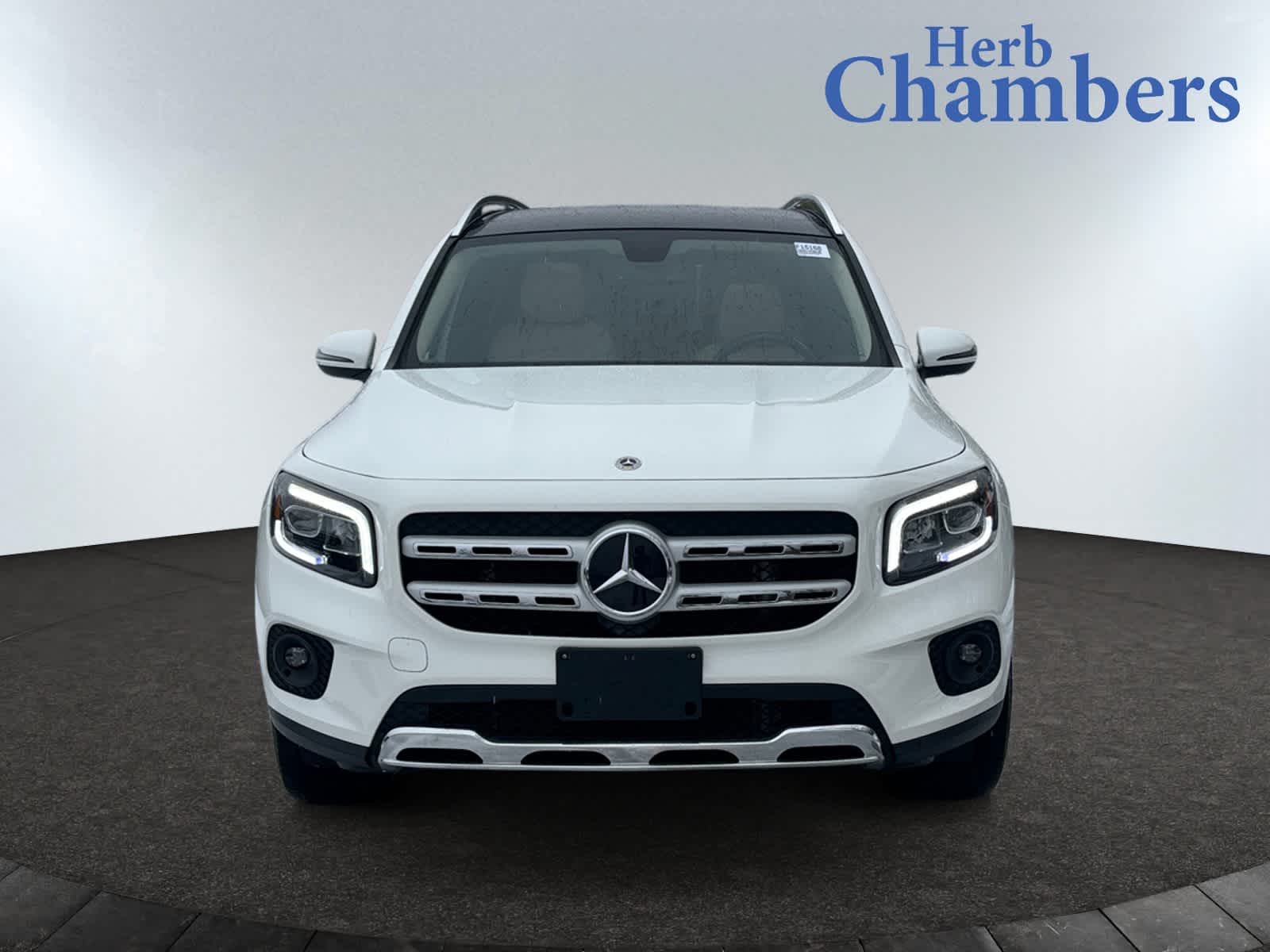 used 2022 Mercedes-Benz GLB 250 car, priced at $31,998