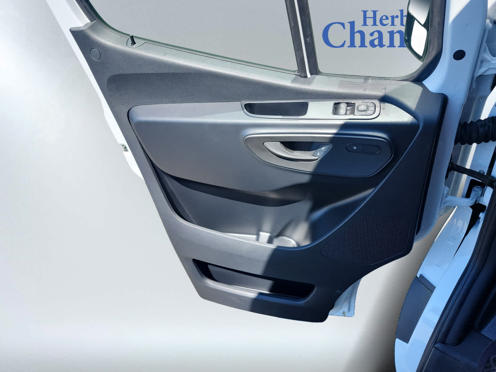 new 2025 Mercedes-Benz Sprinter car