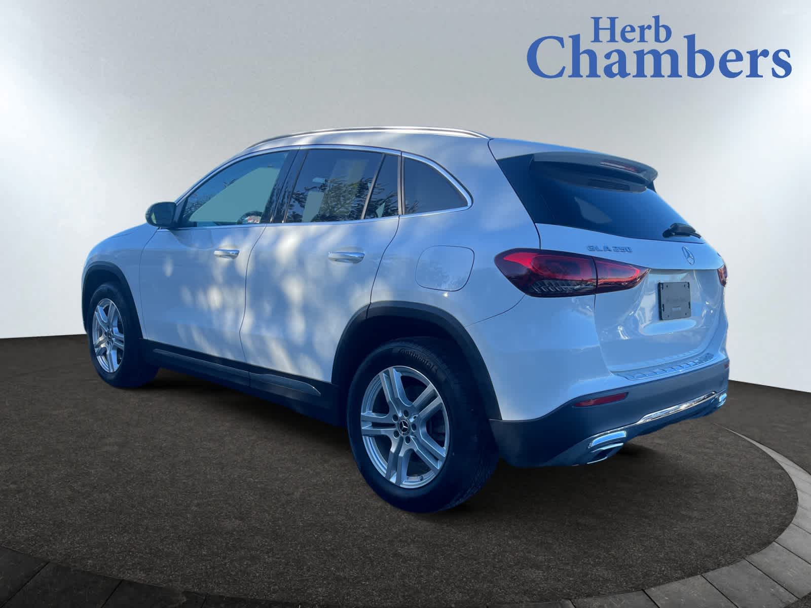 used 2021 Mercedes-Benz GLA 250 car, priced at $27,499