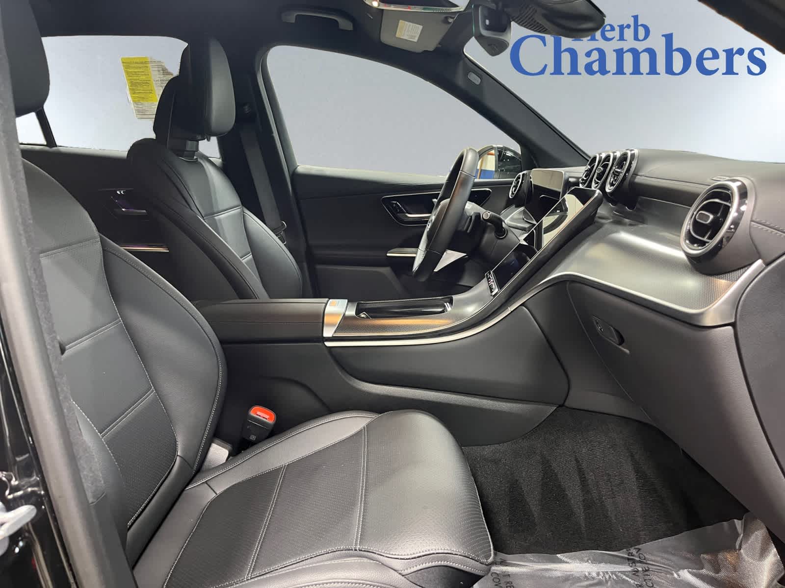 used 2025 Mercedes-Benz GLC 300 car, priced at $48,998
